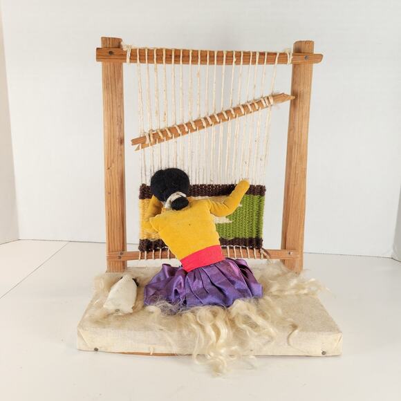 Handmade Native American Woman Weaving Loom Diorama Folk Art Figurine 10" Doll - Picture 2 of 16